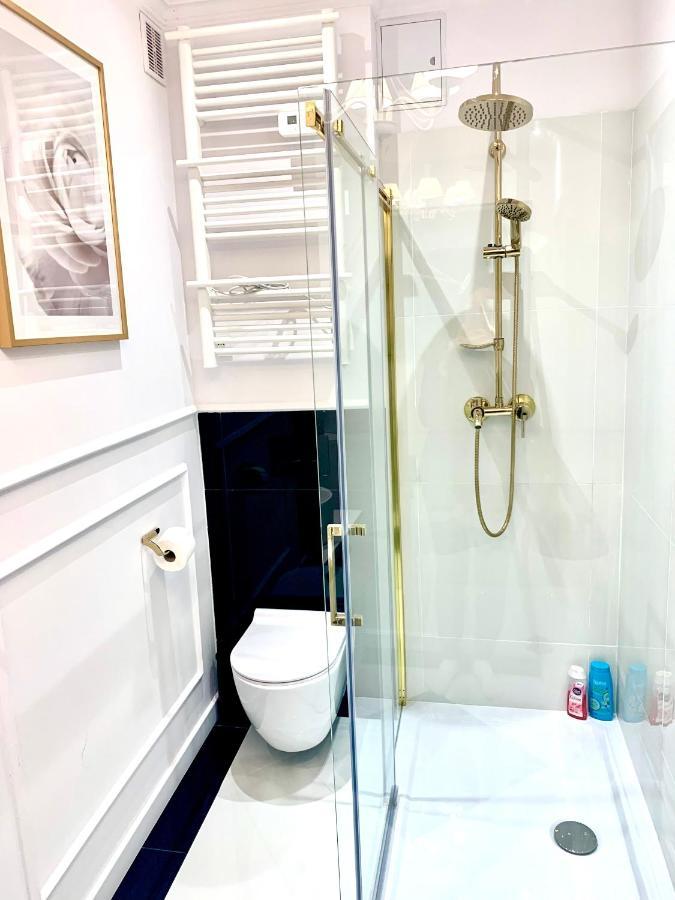 Apartamenty Sienkiewicza De Lux เคียลเซ ภายนอก รูปภาพ