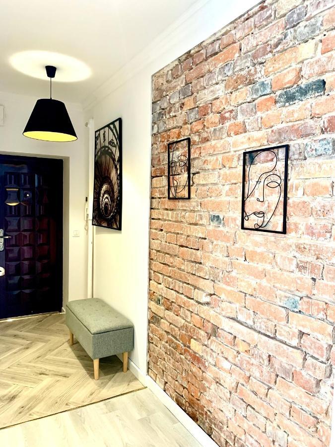Apartamenty Sienkiewicza De Lux เคียลเซ ภายนอก รูปภาพ